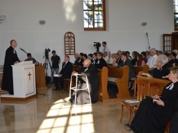 Szentelés és iktatás